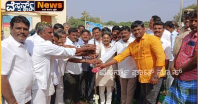 ತೊಪ್ಪನಹಳ್ಳಿ ಗ್ರಾಮದಲ್ಲಿ ನೂತನ ಗ್ರಾ.ಪಂ ಕಟ್ಟಡ ಕಾಮಗಾರಿಗೆ ಶಂಕುಸ್ಥಾಪನೆ ನೆರವೇರಿಸಿದ ಶಾಸಕ ಎಸ್ಎನ್ ನಾರಾಯಣಸ್ವಾಮಿ
