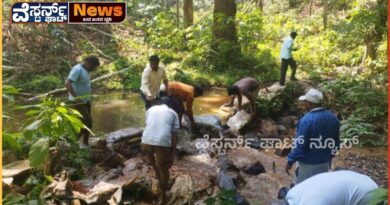ನೈಸರ್ಗಿಕವಾಗಿ ಹರಿಯುತ್ತಿರುವ ನೀರು ಕಳ್ಳತನ ತಡೆಯಲು ನಿಂತ ನಗರ ಸಭೆ…!